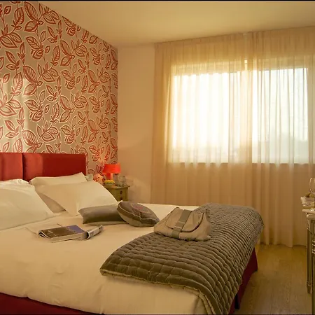 Spluga Sosta & Hotel 4*