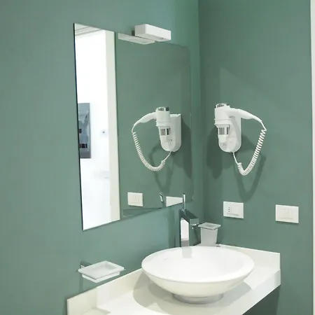 Spluga Sosta & Hotel 4*