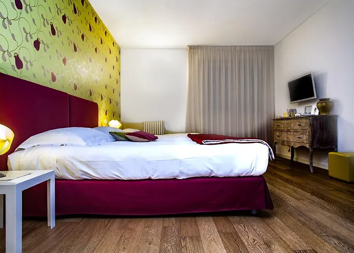 酒店 斯普露加索司塔酒店 4*